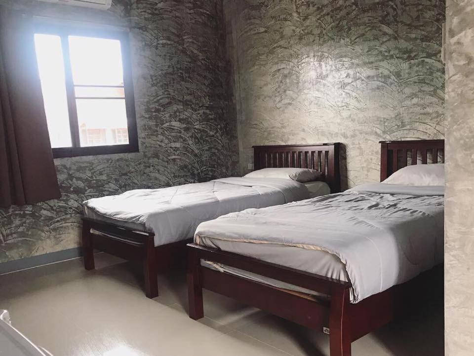 Yoji House And Cafe Hostel Ban Wiang Ngoại thất bức ảnh
