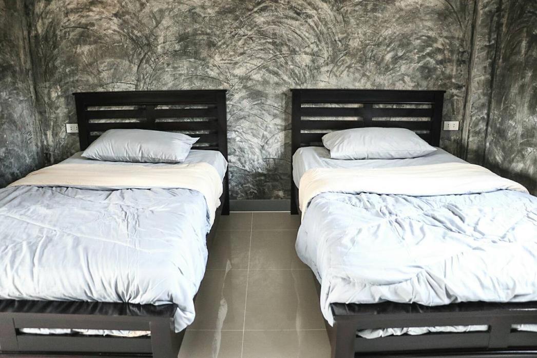 Yoji House And Cafe Hostel Ban Wiang Ngoại thất bức ảnh